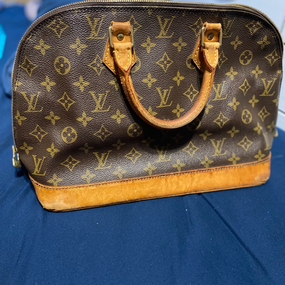Lv Alma Pm Handbag Monogram color 32cm